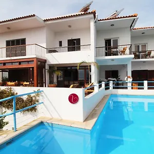 https://residencial-vila-lusitania.madeira-islandshotels.com